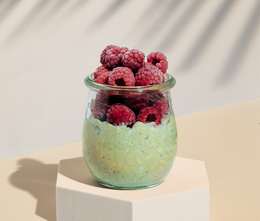 Receta de Matcha Overnight Oats: ¡Desayuno saludable y delicioso en minutos!